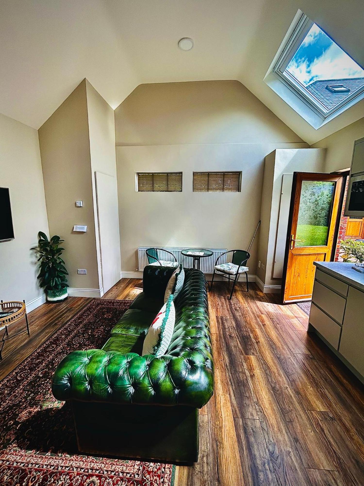 Oranhill Lodge Guesthouse أورانمر المظهر الخارجي الصورة
