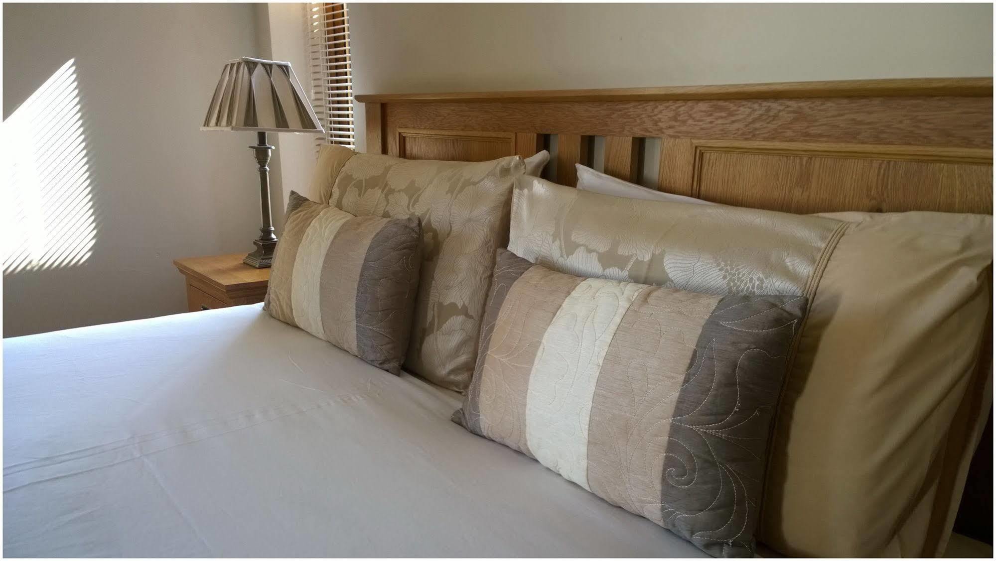 Oranhill Lodge Guesthouse أورانمر المظهر الخارجي الصورة